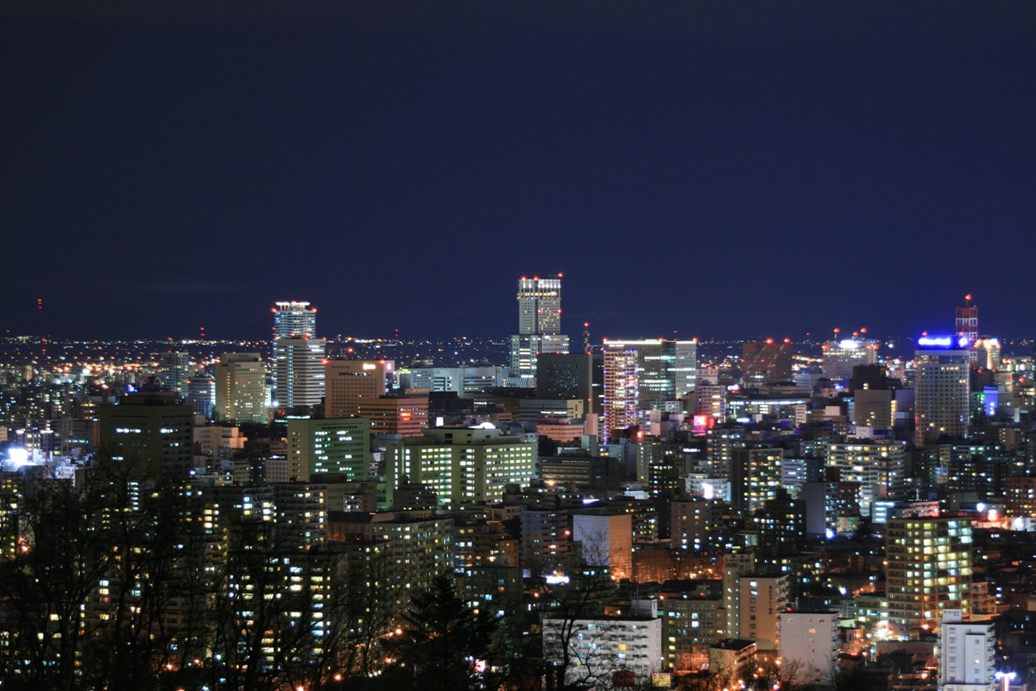 札幌市内に広がる立体的な夜景を一望できる夜景スポット 旭山記念公園 北海道 札幌市